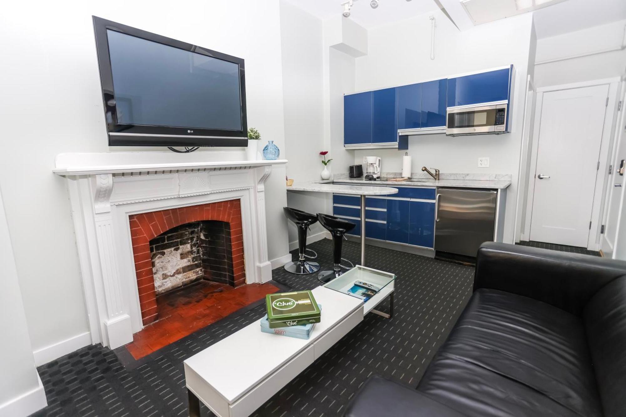 Stylish Newbury Street Studio, #2 Boston Exterior photo